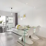 Bristol Lagoon Retreat *