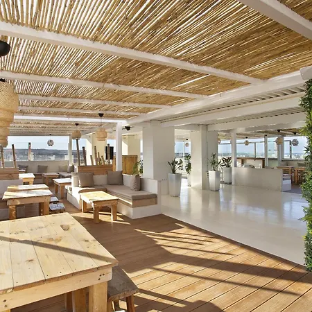 Bristol Lagoon Retreat