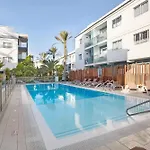 Bristol Lagoon Retreat